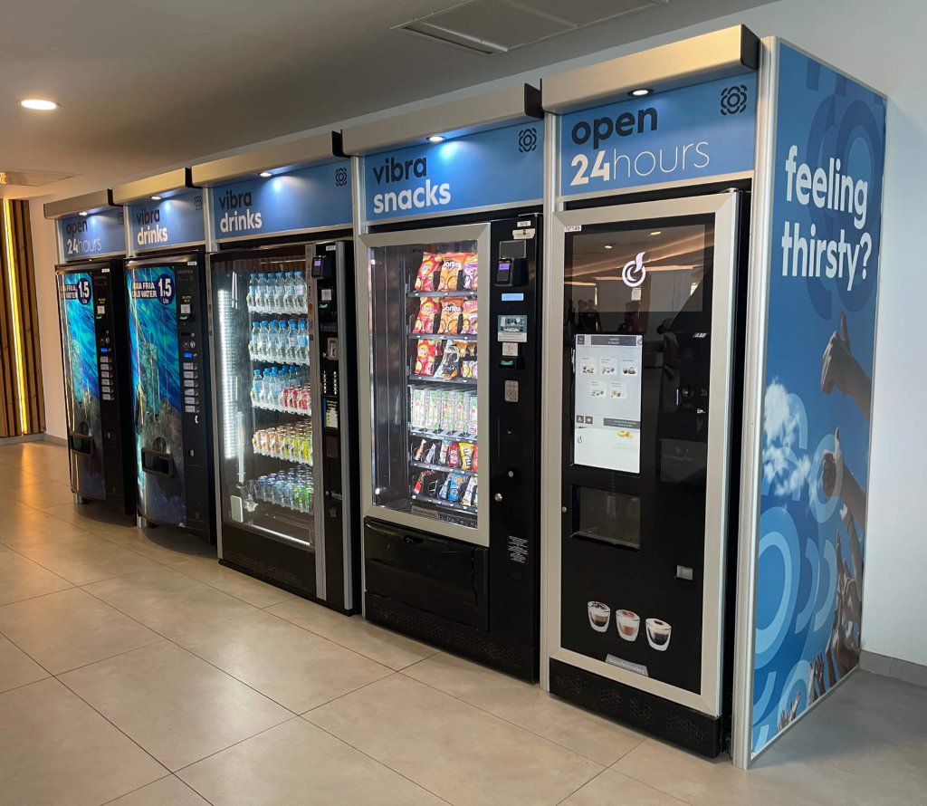 C&oacute;rner m&aacute;quinas expendedoras Top Vending 21 Ibiza.